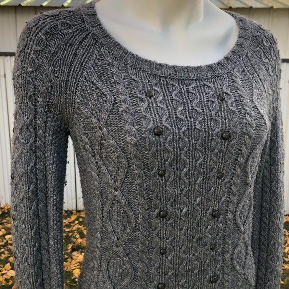 Grey Cable-Knit Sweater - Picture 2 of 4